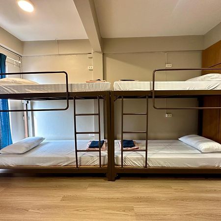 Films House Hostel Bangszen Kültér fotó